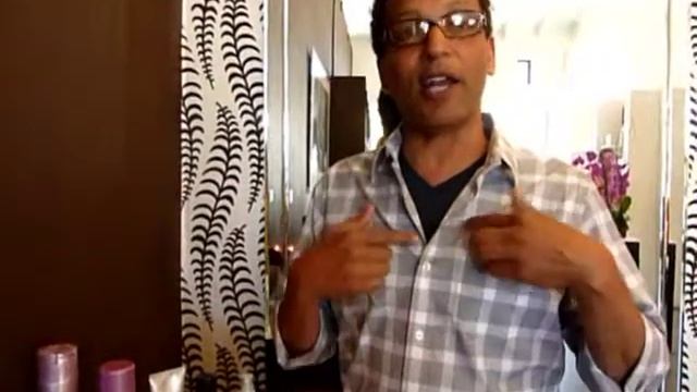 Kaz Amor , Warren Tricomi LA, talks about products needed to get 2010 summer hair styles смотреть онлайн