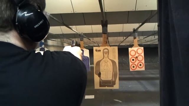 Shooting the Sig Sauer p250 40 смотреть онлайн