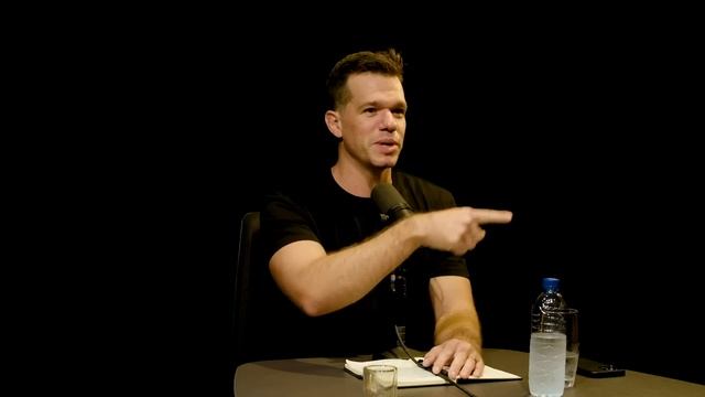 Dr. Guilherme Freccia: O Que Acontece Com Seu Corpo Durante o Exercício Físico [Ep. 028] смотреть онлайн