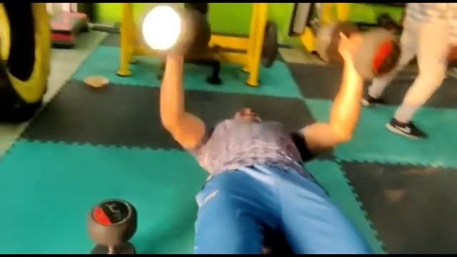 Full chest workout#kaushal gaur#gaurboxinggym смотреть онлайн