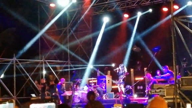 Jambo - Giusy Ferreri live @ Lamezia Terme смотреть онлайн
