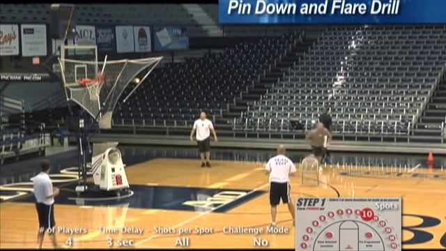 Brad Stevens, Butler works Pin Down shooting drill on GREAT shooting machine - WATCH смотреть онлайн