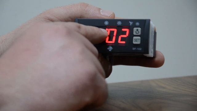 SF 102 Digital Temperature Controller смотреть онлайн