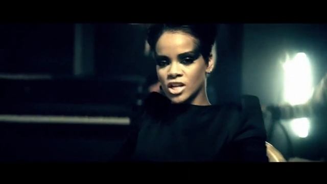 Rihanna, Selena Gomez - Disturbia (feat. Marshmello) [Mashup] смотреть онлайн