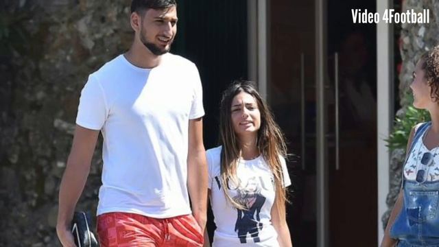 Italy Football Players Wives and Girlfriends | Euro 2020 смотреть онлайн