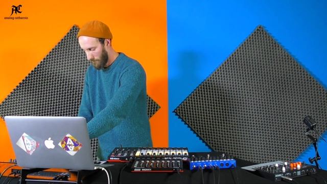 Electronica Live Session For Analog Catharsis