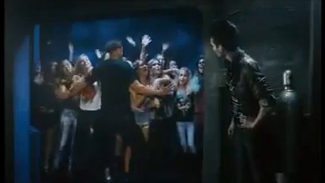 Bill Kaulitz con Alice Cooper Para Saturn Commercial смотреть онлайн