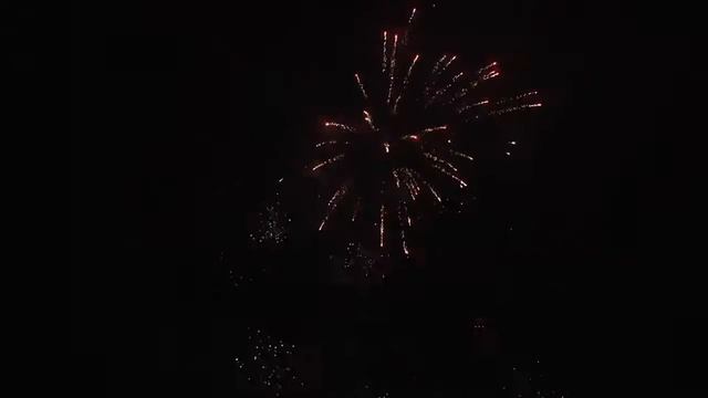 Батарея салютов Диво, 1"-12 залпов, Дом привидений, D7084 смотреть онлайн