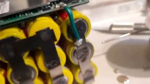 how to make a 24v lithium ion battery