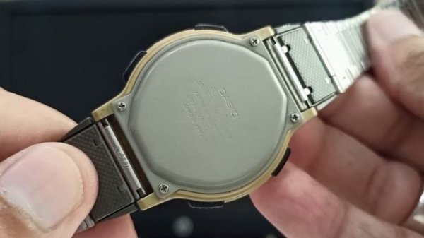 Casio Twincept Data Bank World Time model ABX-53. made in Japan.original chain and Buckle.