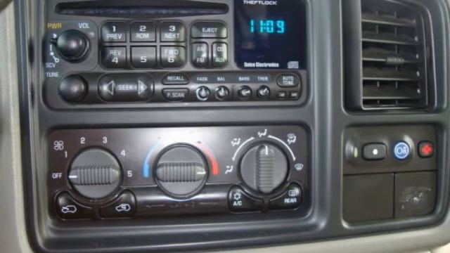 2001 GMC Yukon XL SLT 4X4, $9998 at Burien Chevrolet in Seattle, WA смотреть онлайн