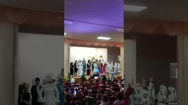 Новый год.зайцы.2 смотреть онлайн