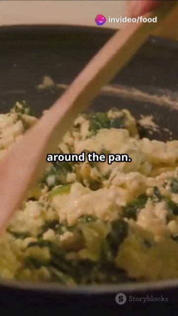 Secret to Fluffy Scrambled Eggs#food #egg смотреть онлайн