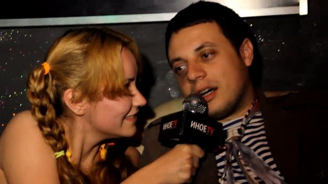 Илья Аксельрод на Ином-ТВ 8.3.2012 @ Grand club смотреть онлайн