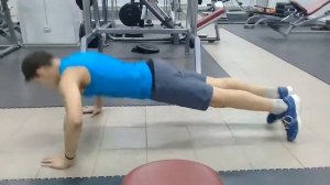 Отжимание с переворотом на 360 градусов