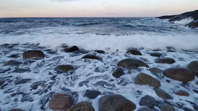 Пляж Драконьих яиц в Териберке смотреть онлайн