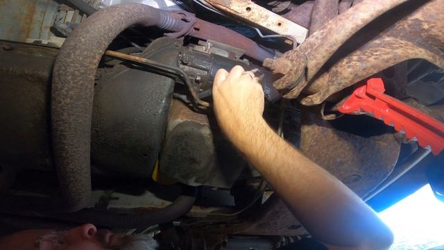 How to: Auto Repair - 92 Chevy G20 Van Starter Replacement смотреть онлайн