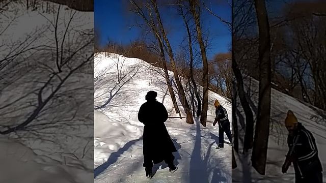 Лун мэнь гань бан. Дуй гун цзо. Ди эр дун. Чжа. Лань. На смотреть онлайн