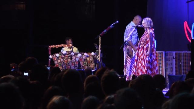 Sia - Breathe Me (Live At London Roundhouse)