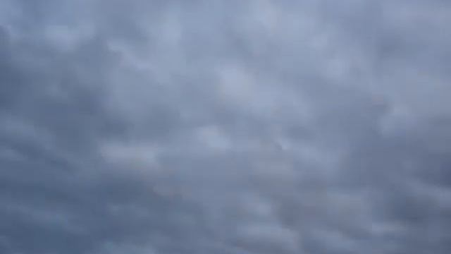 Параплани над полониною Апецька, Flying paragliders on Mount of Apecka смотреть онлайн