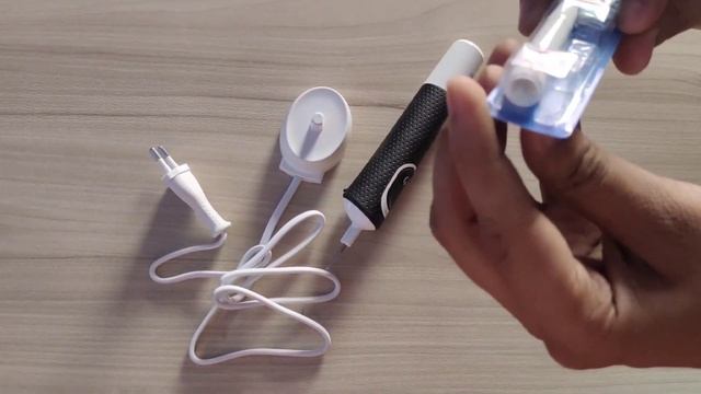 Electric Brush | Oral-B Vitality 100 смотреть онлайн
