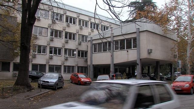 Поделеност околу содржината на Законот за официјализирање на албанскиот смотреть онлайн