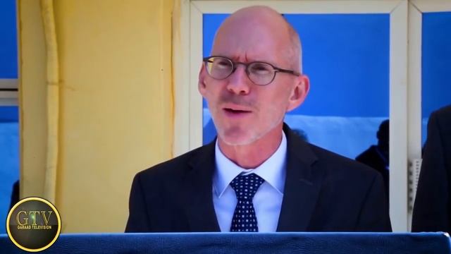 Deg Deg Boris Johnson Oo S/Land Aqoon Sanaaya, Xalinta Qilaafka Wasiirada Khayre