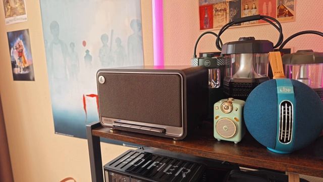 Edifier D32 VS Ub+ Db1 Double Bass "WARM SOUND VS DEEP BASS!" смотреть онлайн