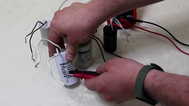 daimi kondansatör nasıl ölçülür arızalı kondansatör nasıl belli olur capasitör смотреть онлайн