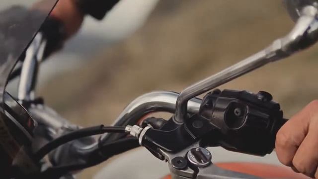 Gojek Uji Coba Motor Listrik demi Nol Emisi Karbon pada 2030 смотреть онлайн