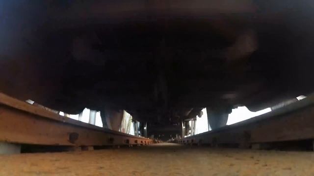 CAMERA UNDER TRAIN PART 2 (GO PRO EDITION)(1440p)(rip headphone users) смотреть онлайн