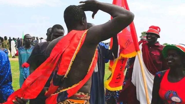 Kuot Garang : Akuma ku Nhialic ku Lo Buor смотреть онлайн