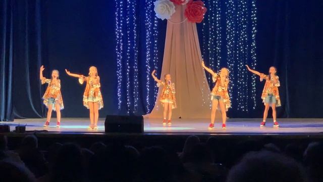 Искорки - Русская матрешка смотреть онлайн