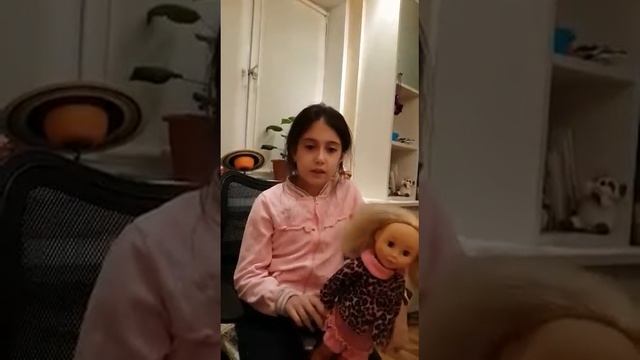 "Сегодня я вижу особенно грустен твой взгляд ..." в исполнении Гидули смотреть онлайн