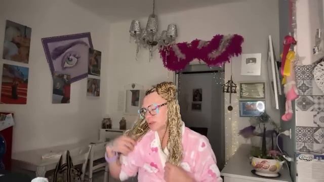 Карло хочет Поцелуй при Свечах смотреть онлайн