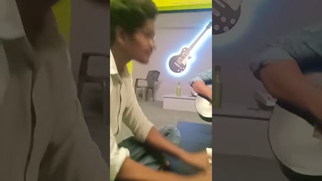 Vibration vibes 🎹🎻🎼 смотреть онлайн