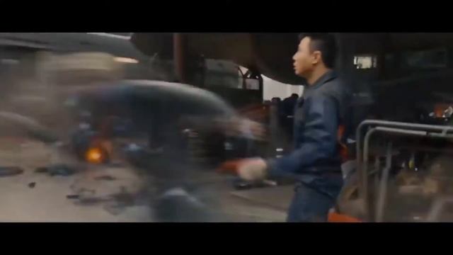 Spiderman Train Scene But It's In Avengers Age Of Ultron 1080 X 1920 смотреть онлайн