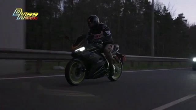 GAHAR!!! MOTOR SPORT FAIRING DENGAN FITUR MOGE LXS125 BAYANGIN YAMAHA R15 V4 смотреть онлайн