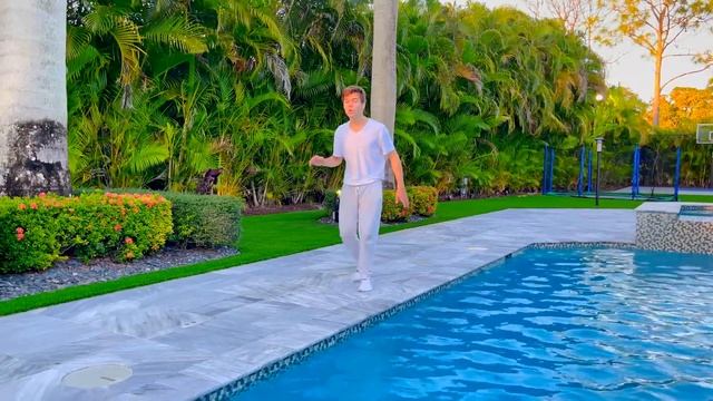 Mia grew up - 24 hour challenge Nastya and funny stories about friends | Nastya Artem Mia смотреть онлайн