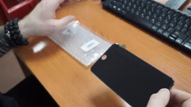 Дисплей iPhone 6 Plus смотреть онлайн