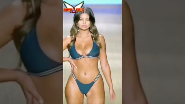 super curvy model смотреть онлайн