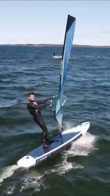 Доска SUP надувная под парус GLADIATOR WindSUP смотреть онлайн