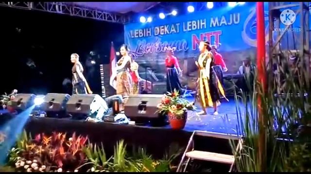 Pentas seni budaya NTT смотреть онлайн