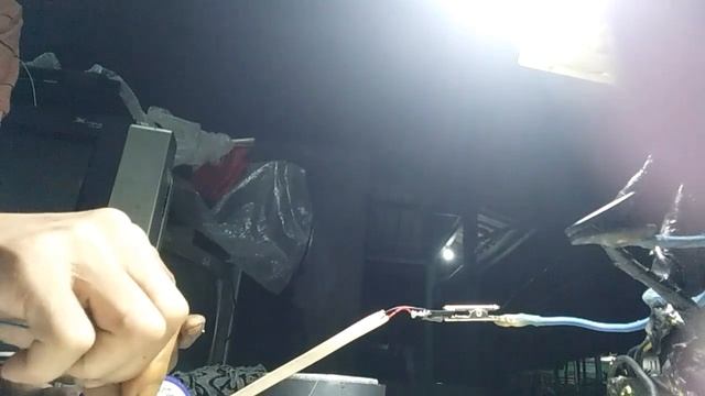 AMPLI MINI SEDERHANA DARI BEKAS LAMPU Youtuber- Acenk Nurhani смотреть онлайн