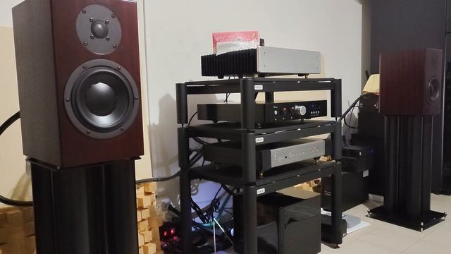 Totem Signature One - Demo смотреть онлайн
