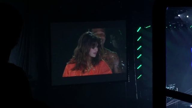 Selena Gomez - Revival (Remix)(Live @ Revival Tour Live In Bangkok 29.07.2016) смотреть онлайн