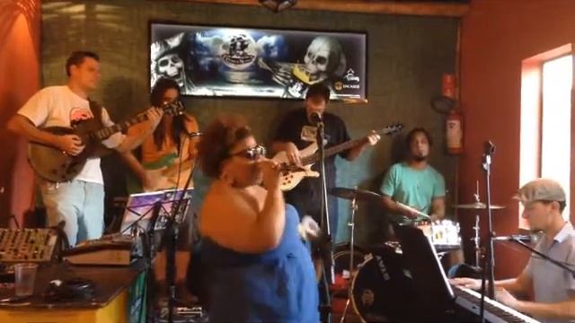 Kabana Bar ensaio - Kabana Reggae All Stars 2014 - part.Claudia Noemi - No woman No Cry - Bob Marle смотреть онлайн