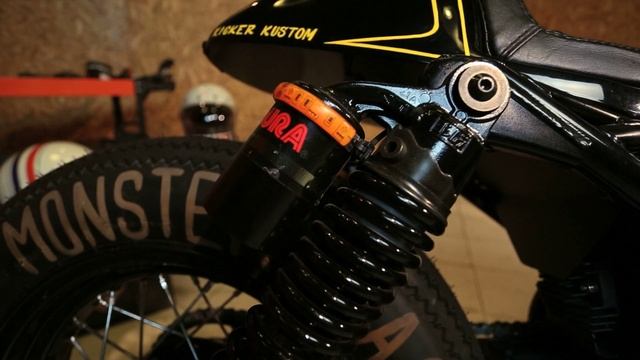 EP 3 Inspired Custom by Rebel - Rebel Black Bison จาก Kicker Kustom смотреть онлайн