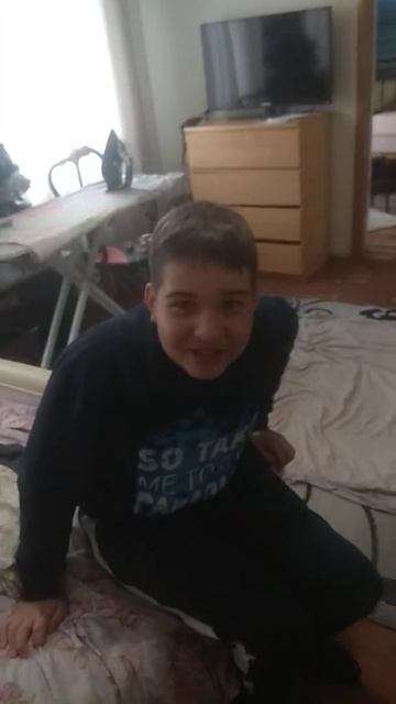 Встретил оператора из видео в Стекло не попади смотреть онлайн