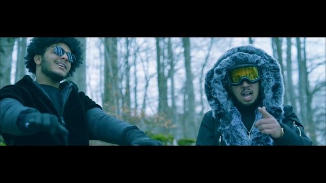 Ariel Brown 30 X Santiago - En el suelo (Vídeo Oficial) смотреть онлайн